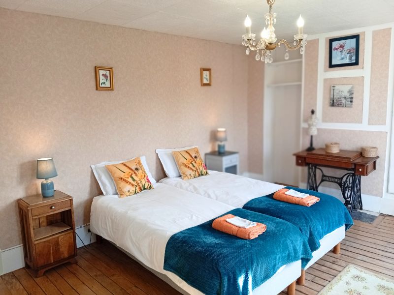 Chambre de la Couturière (2 lits simples 80×200 cm)